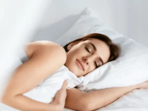 بهترین نحوه خوابیدن بعد لابیاپلاستی